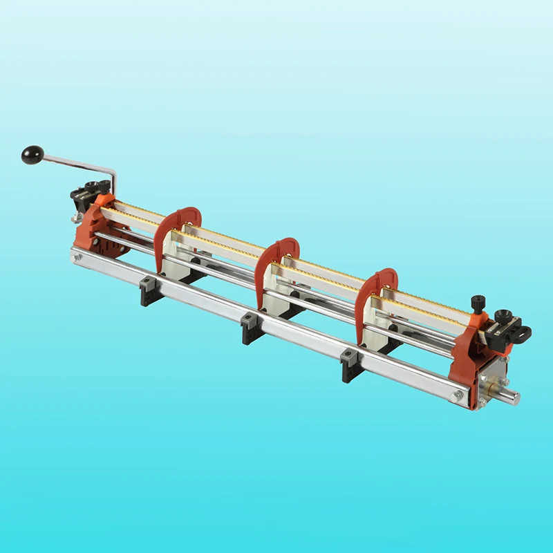 셔틀리스 직기에 사용되는 만능 8열 워프 스톱 장치는 어디에 있나요?